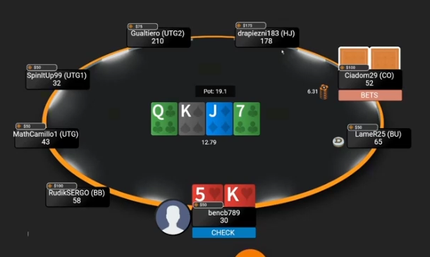 7♣ 턴으로 되돌린 화면 · 상대의 6.31bb 사이징을 검토하는 장면.